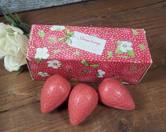 MCM Avon Perfumed Set of 3 Strawberry Hostess or Guest Soaps