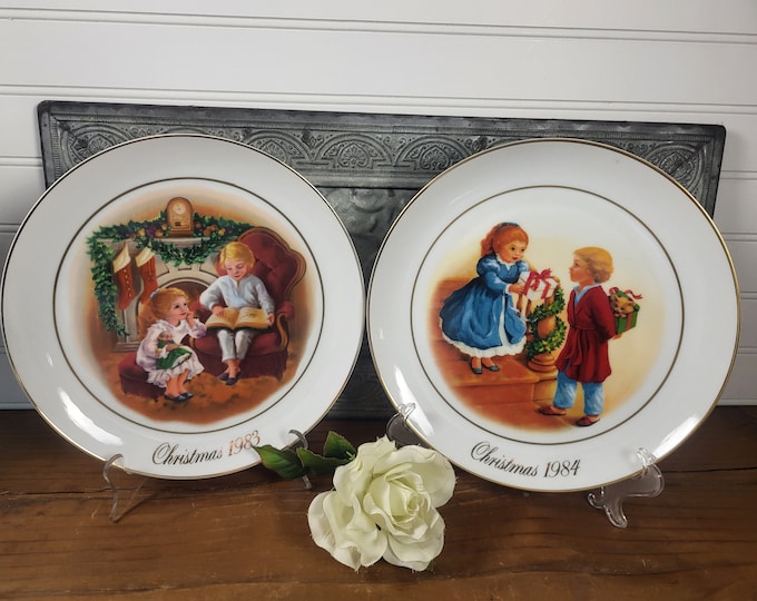 1980s Avon Christmas Plate- Choose 1983 ‘Enjoying Night Before Xmas’ or 1984 ‘Joy-of-Giving’