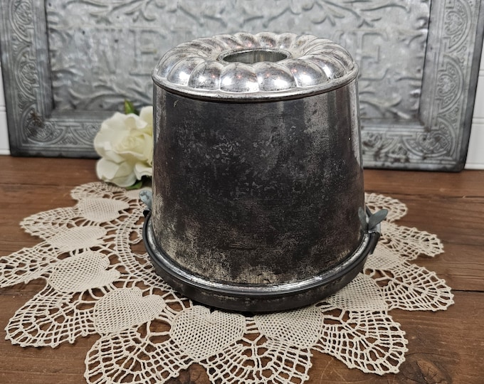 Vintage West German Bread Pudding Mold