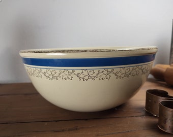 White, Blue and Gold Serving Bowl, Homer Laughlin, 1934