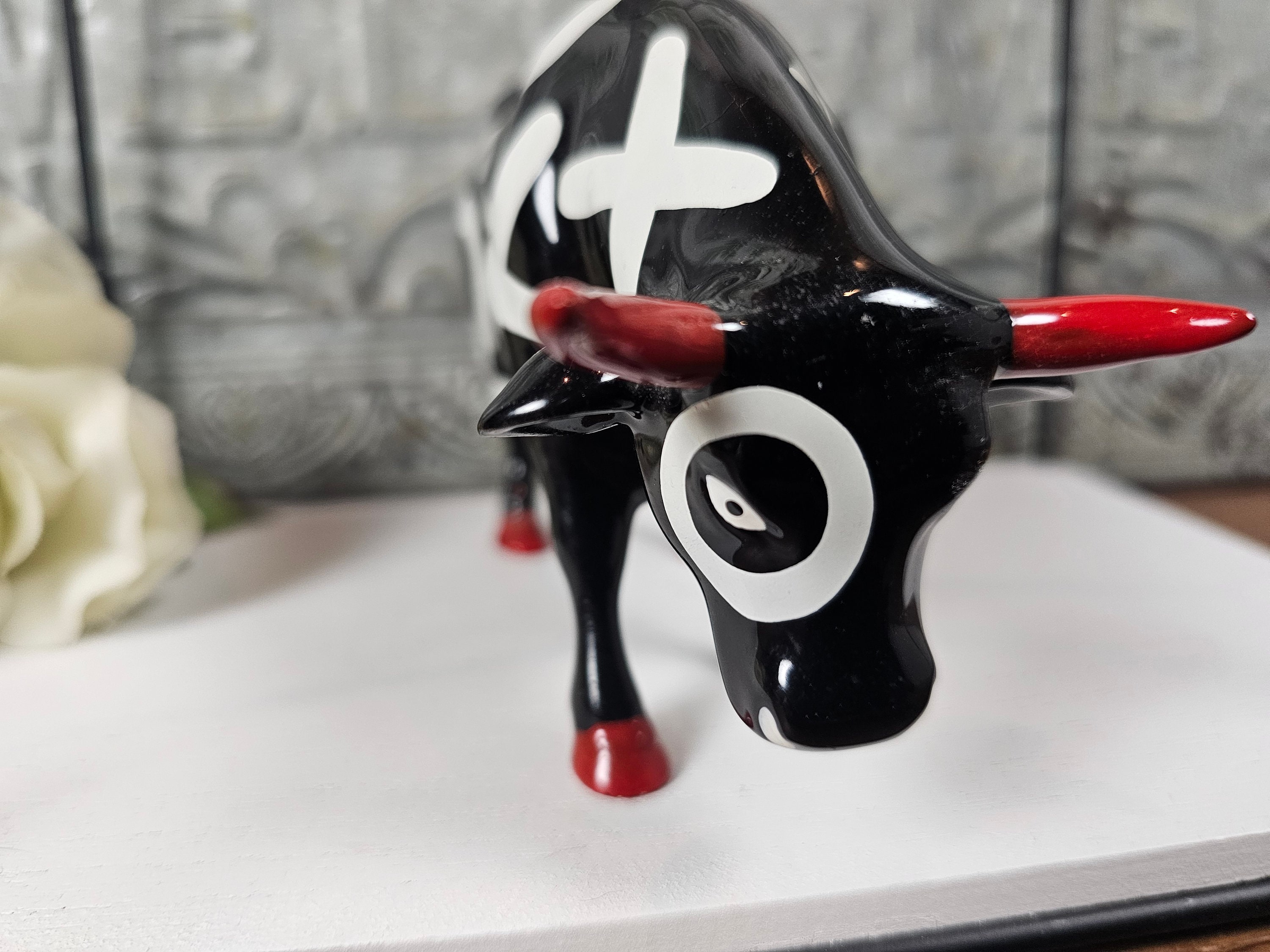 Cow Parade Hugs and Smooches Cow #9176 - Retired 2000 - Etsy