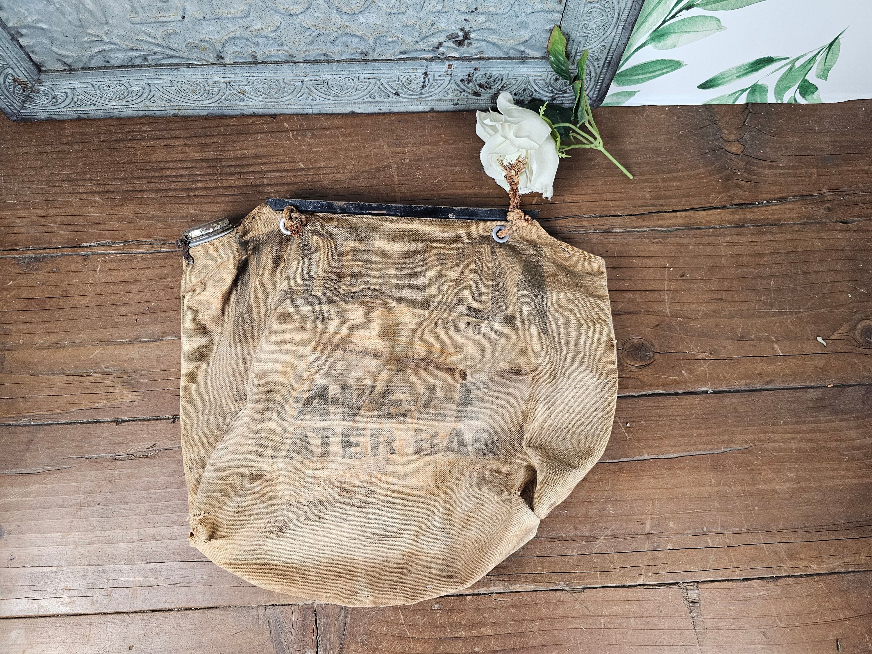 Ancien sac à eau vintage COLEMAN désert camping Wichita KS
