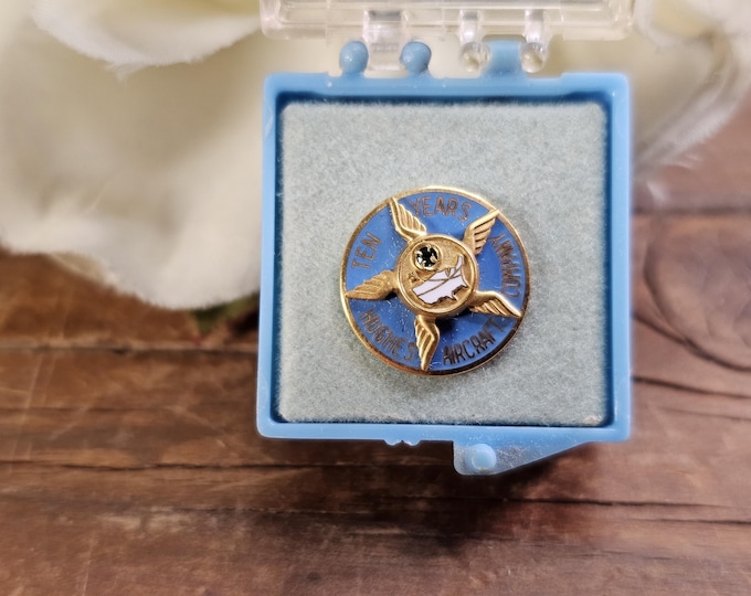 MCM Hughes Aircraft Company 10K 10-Year Employee Service Lapel Pin, Original Box | OC Tanner