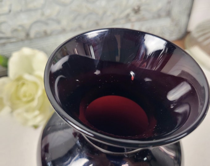 Rare Dark Amethyst 1933 Chicago Fair Souvenir Glass Vase