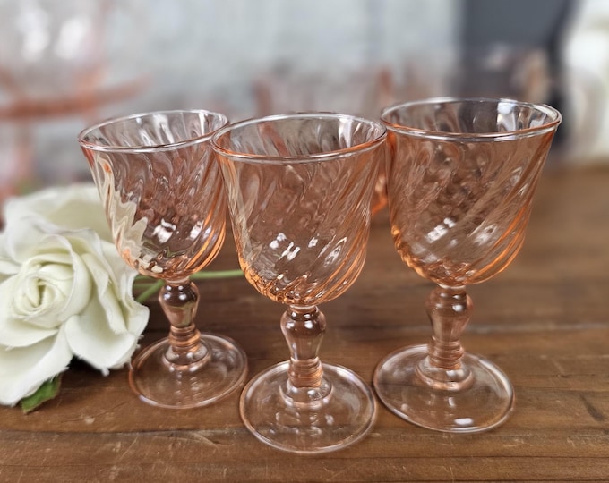 Cordials - Rosaline Pink (Swirl Optic) by Cristal D'Arques-Durand - Set of 3