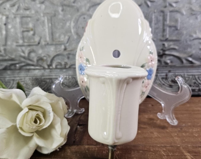 1930s-40s Art Deco Porcelier Porcelain Sconce Light Fixture with outlet