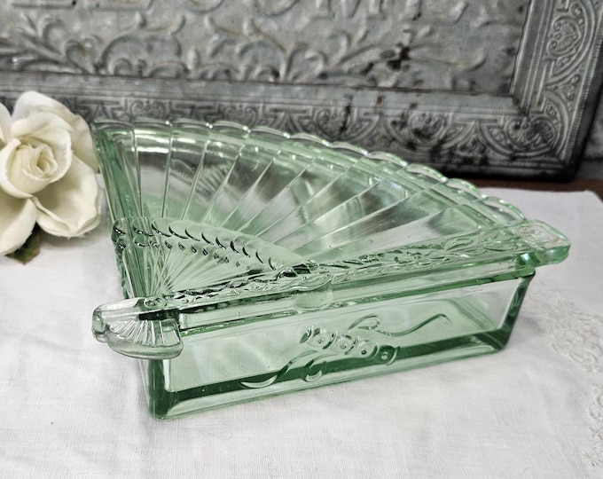 Rare Imperial Glass-Ohio Cathay Green Fan-shaped Sweet Meat Candy Box and Lid
