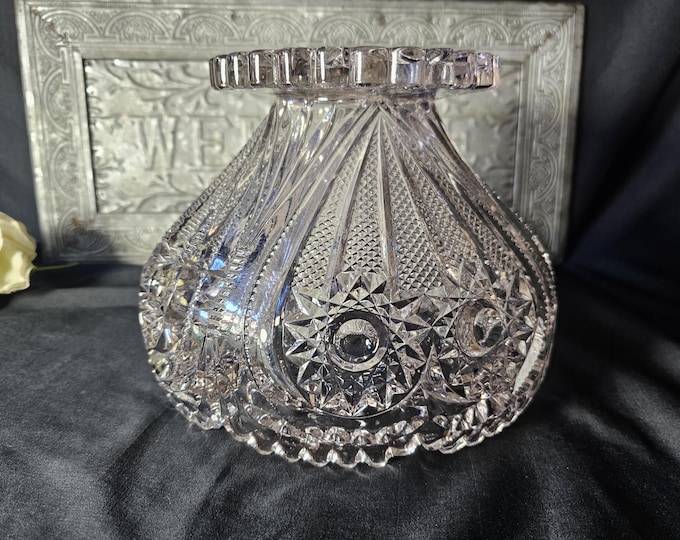 1905 Imperial Glass No. 292 aka Zippered Heart 10” Punch Bowl