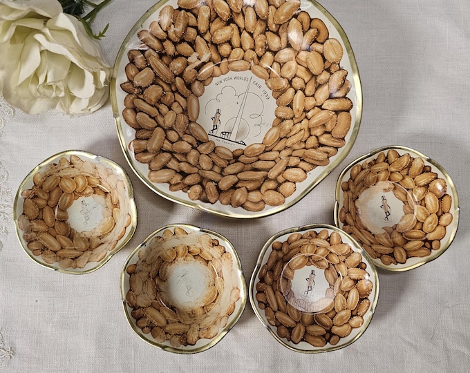 1939 New York World’s Fair Mr. Peanut Nut Bowl Set