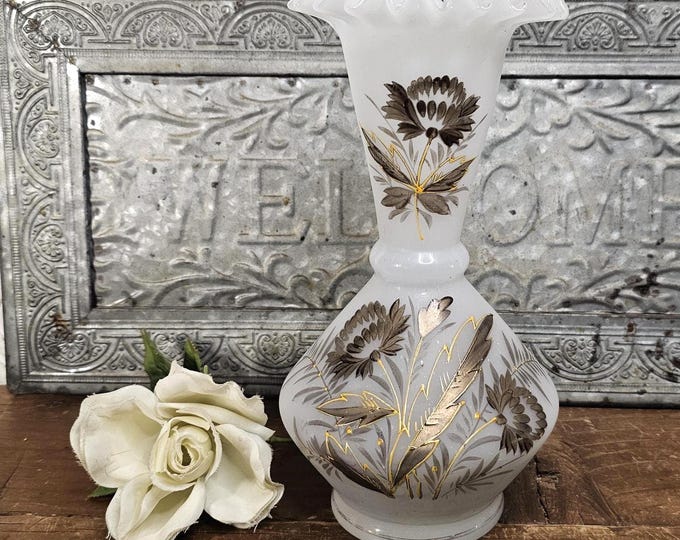Antique Victorian 19th Century Handblown Opaline Glass Vase