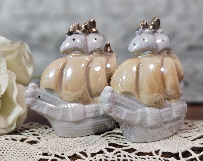 Vintage MCM Souvenir Ship Salt and Pepper Shakers  | Retro Kitschy Kitchen