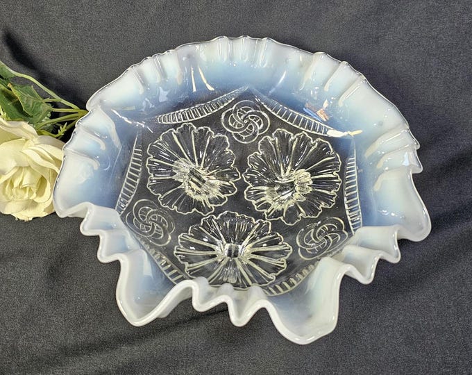 EAPG 1905 Ruffles & Rings Footed Salad Dish Bowl | Jefferson Glass Co. No. 208