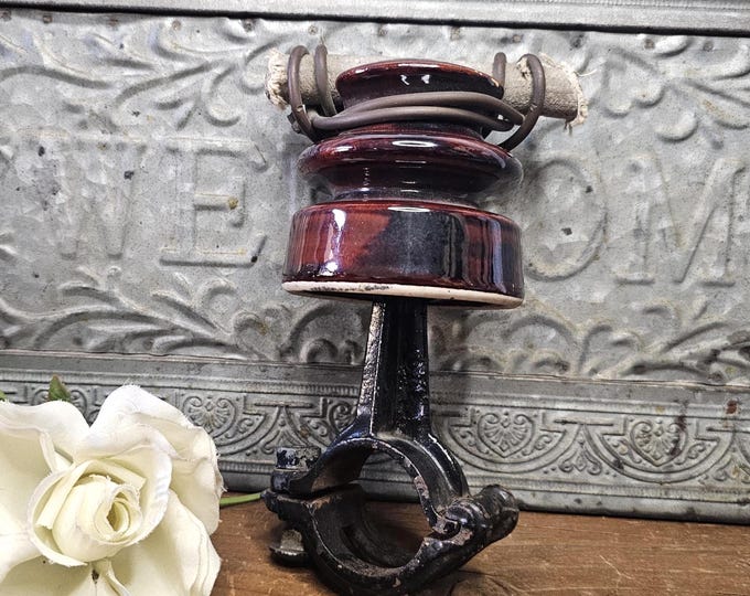 Locke Hi Top 66 with Cast Iron Pin/ Bracket Insulator