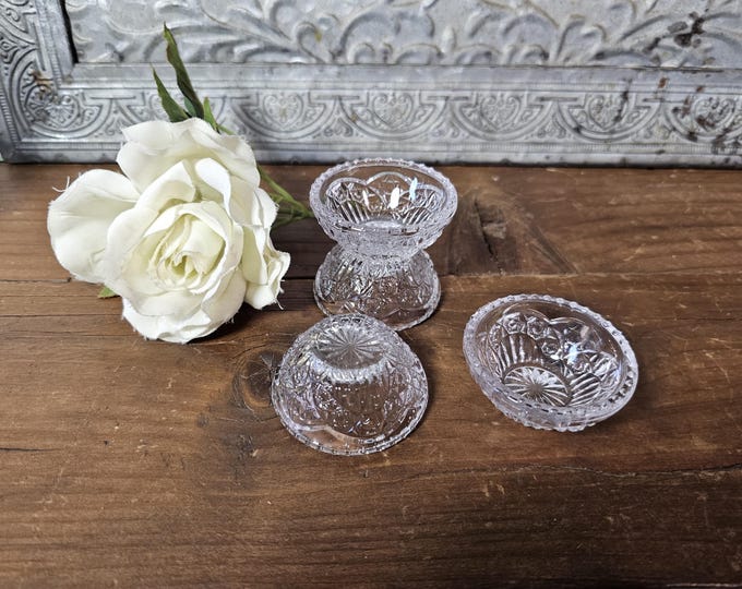 EAPG 1908 Yoked Daisy Open Salt Cellar/ Toy Berry-Bowl: Cambridge Glass #2660 | 4 available