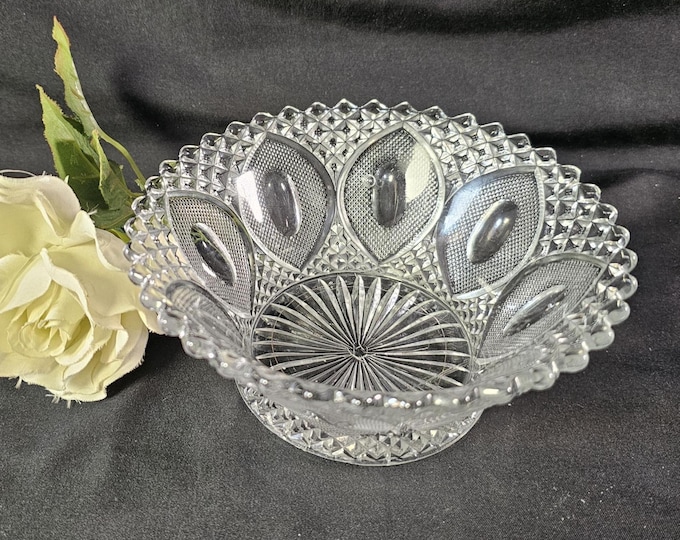 1920s Westmoreland No. 122 Bowl With Lots of Character