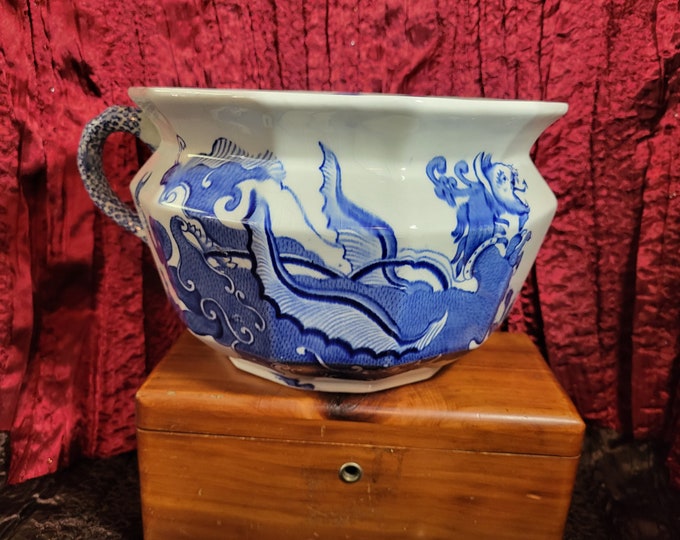 Rare Mason's Ironstone China chamber pot with flow blue Oriental dragon design