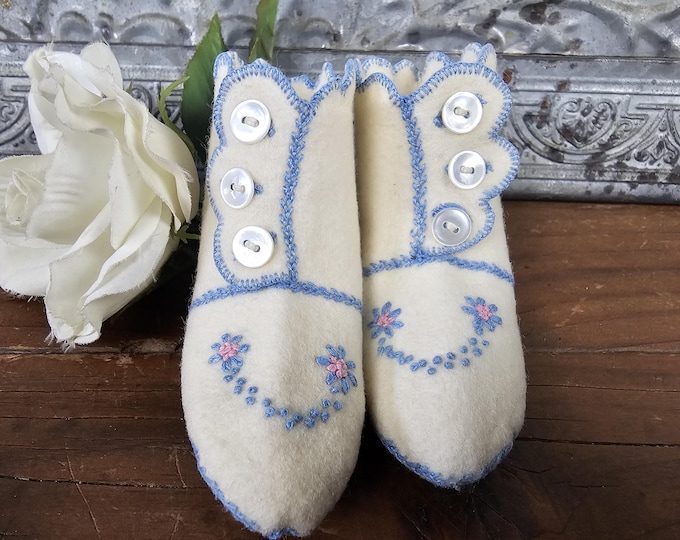 Vintage MCM Handmade Baby Cream Felted Wool Baby Booties - Retro Nursery Decor
