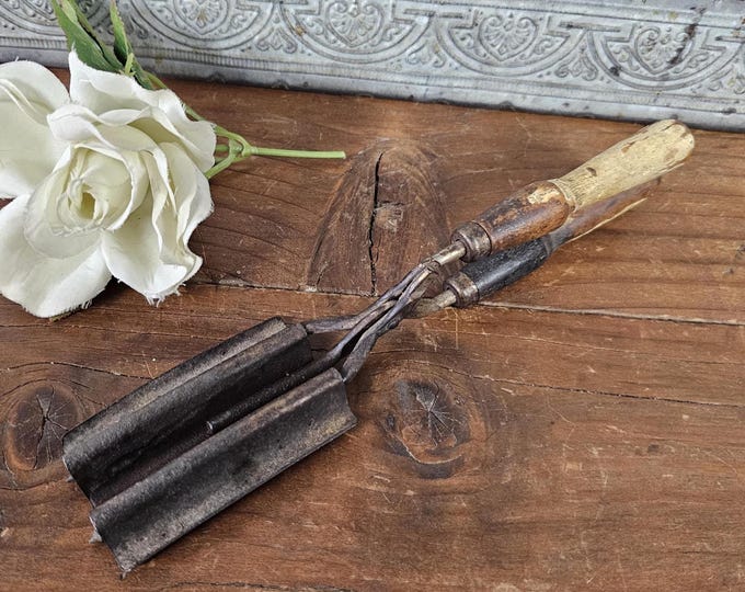 Vtg Wavy Curling Iron - Non-electric Antique Hair Care