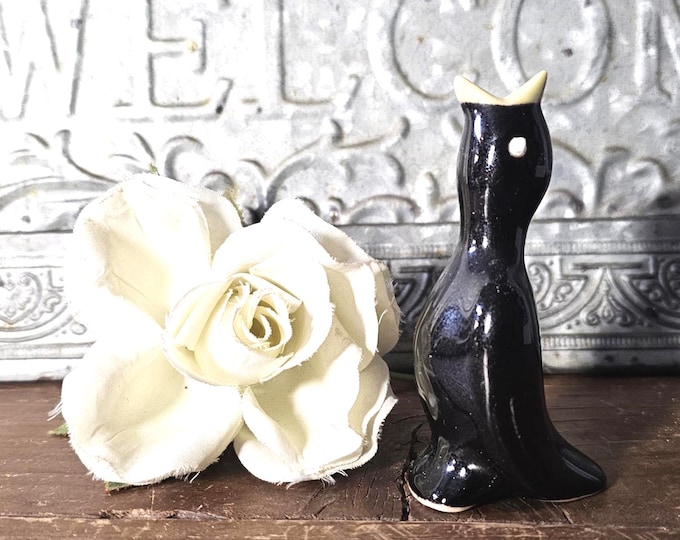 Vintage Black Bird Pie Funnel- Pie Vent Glazed Pottery Figurine