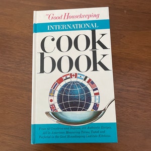Vintage Cookbook, 1960&#39;s Good Housekeeping International Cookbook, Vintage 1960&#39;s Recipes, Mid Century, Bridal Shower, Wedding Gift