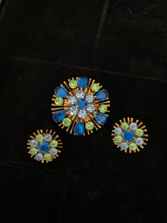 Vintage Starburst Brooch, Earrings Set, 1960's Gr… - image 1