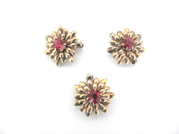 Liz Claiborne Brooch Yellow Gold Tone Flower Vintage 90s