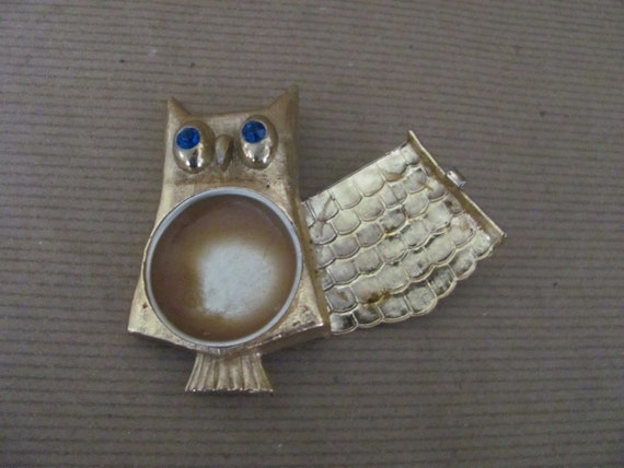 Vintage Owl Brooch, 1970's Avon Perfume Owl Brooc… - image 3