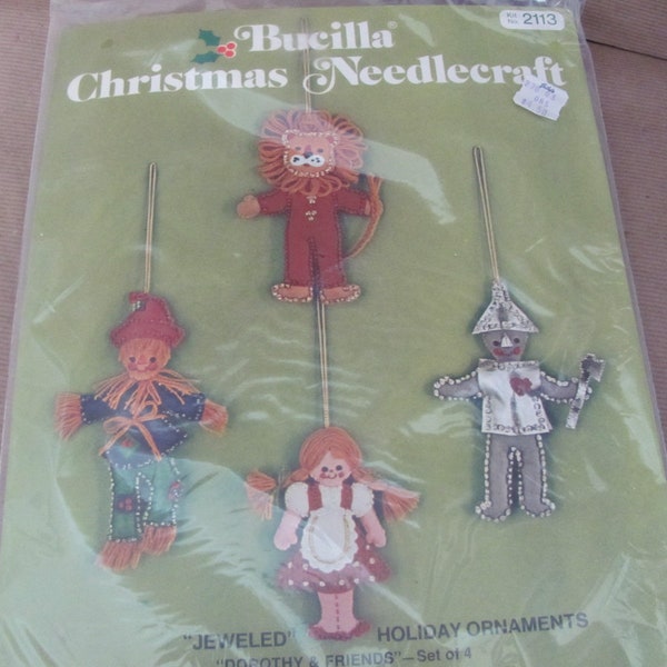 Vintage Wizard of Oz Ornament Kit, 1970's Bucilla Wizard of Oz Felt Christmas Ornaments, Dorothy and Friends, Kit 2113, Vintage Craft Kit