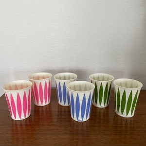 Vintage Dixie Cups, 1960&#39;s Dixie Disposable Paper Cups, Wax Finish, Unused Set of 6, 8 oz, 1960&#39;s Mod Design, Mid Century Decor