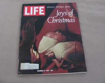 Vintage Christmas Magazine, 1970's Life Magazine, Joys of Christmas, December 1972 Issue, 1970's Christmas Decoration