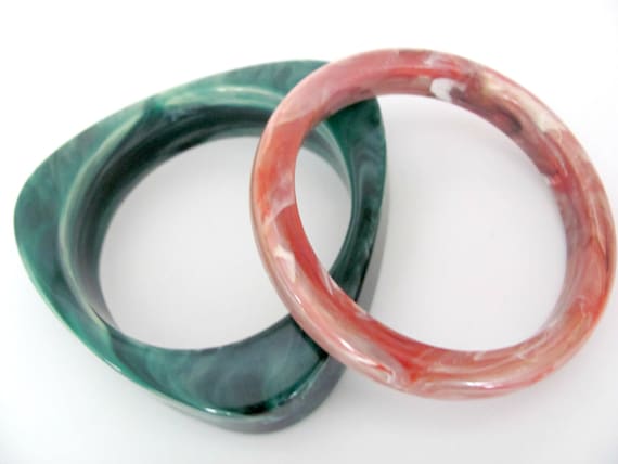 Vintage Bangle Bracelets, 1980's Marbleized Brace… - image 4