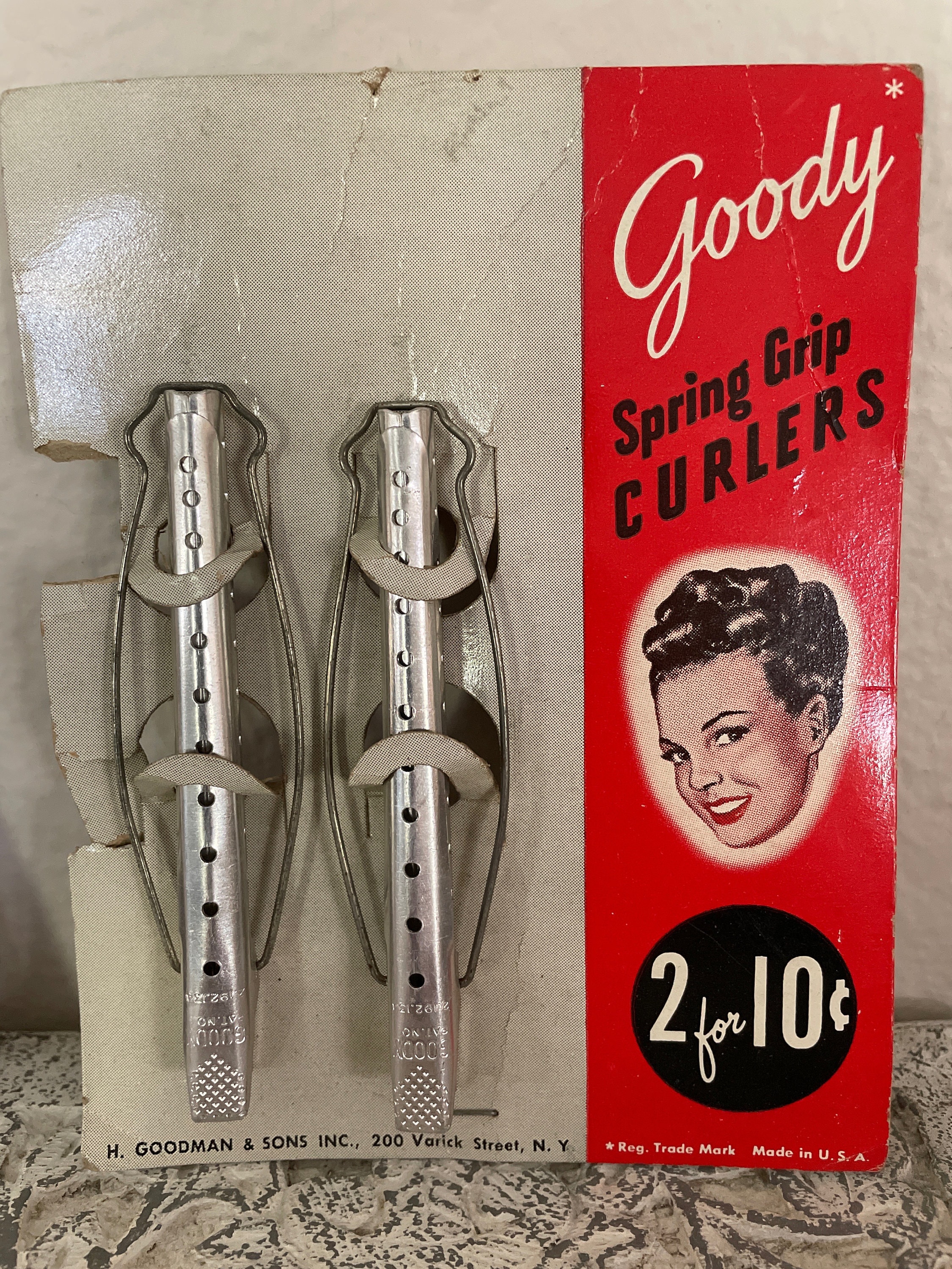 Vintage Hair Curlers 1950 s Goody Spring Grip Curlers Petite Curlers Original Package Hair Accessory Hair Salon Display Advertising Etsy