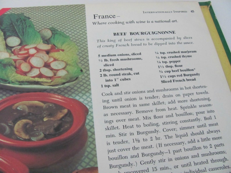 Vintage Cookbook, 1960's Betty Crocker Dinner In A Dish Cookbook, Old Cookbook, 1960's, Vintage Recipes, Mid Century Kitchen image 4