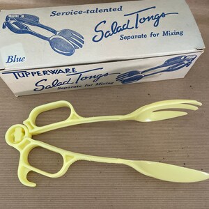 Tupperware Yellow Double Spoon Rest Or Countertop Spatula
