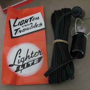 Vintage Car Light, 1950&#39;s Lighter Lite, NOS Car Cigarette Lighter Plug In Light, Emergency Car Light, Vintage Car Collectible