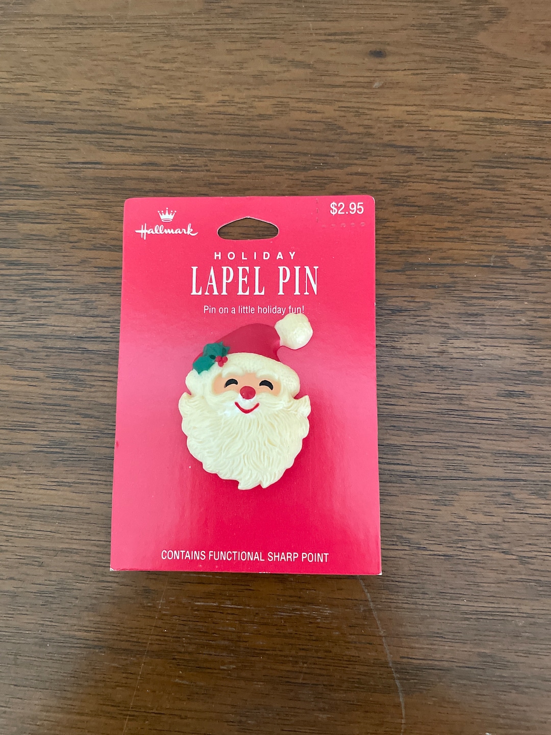 Lux Accessories Vintage Santa Christmas Brooch Pin – Red & Green Enamel Holiday Jewelry