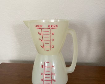 Vintage Tupperware Measuring Cup, 1960s Tupperware Double Sided Wet Dry Measuring Cup, 1 Cup 1960's, Vintage Kitchen Decor