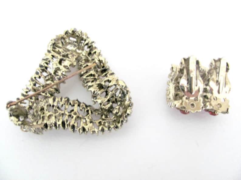 Earring Set Clip On Earrings 1970/'s Brooch Vintage Rhinestone Brooch Pin 1970/'s Pink Rhinestone Brooch Earrings Abstract Brooch