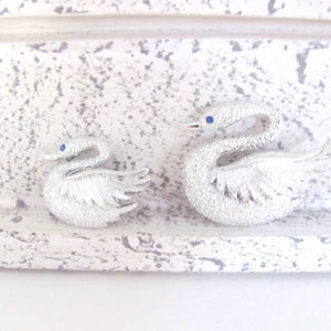 Vintage Swan Brooch, 1960&#39;s Gerry&#39;s Silver Swan Brooch, Pin, Animal Brooch, Swan Scatter Pins, 1960s Brooch, Jewelry