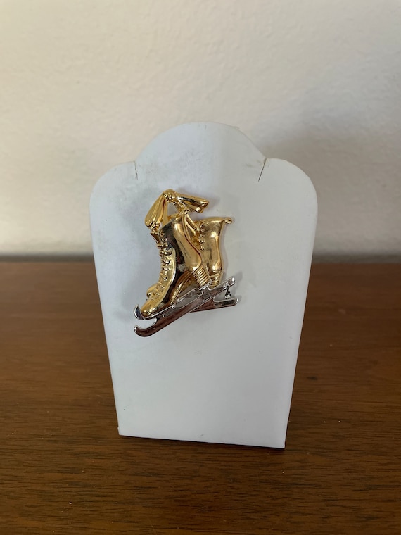 Vintage Ice Skates Brooch, Pin, Gold and Silver Pa