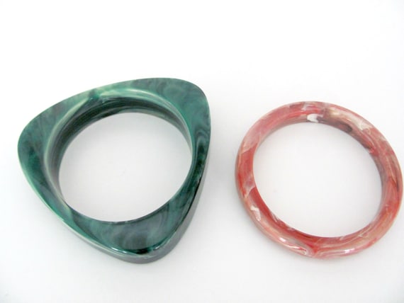 Vintage Bangle Bracelets, 1980's Marbleized Brace… - image 3