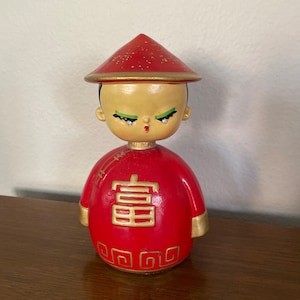 Vintage Asian Girl Bobblehead Bank, 1960&#39;s Red Paper Mache Asian Girl Bank, Figurine, Mid Century, 1960s Decor