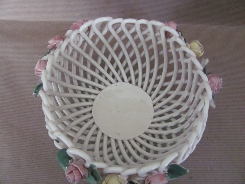 Vintage Ceramic Flower Basket 1970's Woven Flower Bowl - Etsy