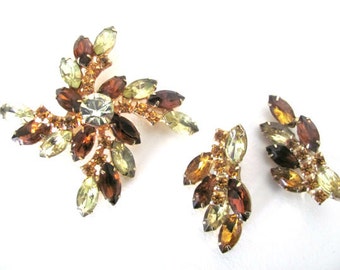 Vintage Rhinestone Brooch, Pin, Earrings Set, 1960's Fall Brooch, Clip On Earrings, Fall Color Jewelry, 1960's Brooch, Earrings