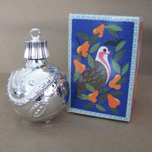 Avon christmas ornament kangaroo