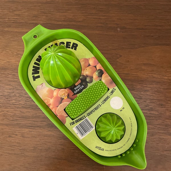 Vintage NOS Juicer, 1970's Hutzler Twin Juicer, Rind Grater, Green Plastic Juicer, 1970's Vintage Kitchen Gadget