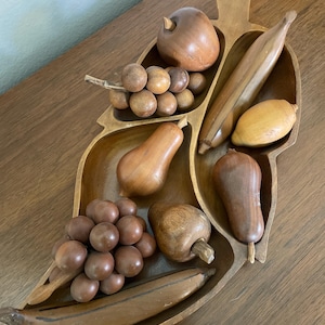 Vintage Wood Fruit Centerpiece, 1960&#39;s Wooden Fruit Arrangement with Tray, Danish Modern, 1960&#39;s Mid Century Decor, MCM