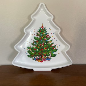 Vintage Christmas Tray, 1980's Plastic Christmas Tree Tray, Decorative Christmas Tray, Vintage Holiday, 1980's Christmas Decor, Decoration