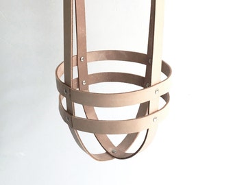 Hanging planter natural leather, minimalist plant hanger, ceiling planter, vegetable tanned leather WITHOUT pot