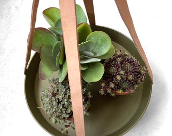 Plant bowl, minimalist plant holder made from sustainable vegetable tanned leather, natural coloured leather with sage green plastic plate